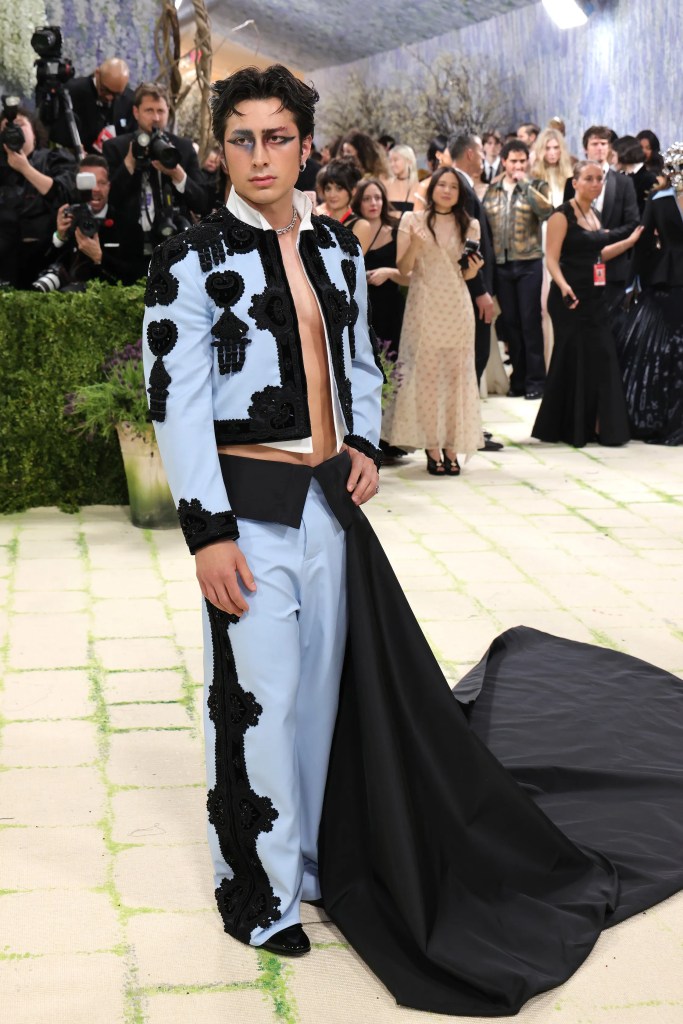 Hudson Williams in balenciaga